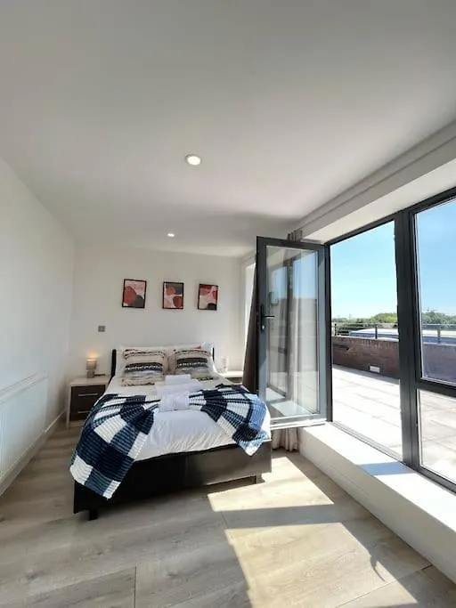 O2 Skyview Penthouse Apartment London United Kingdom